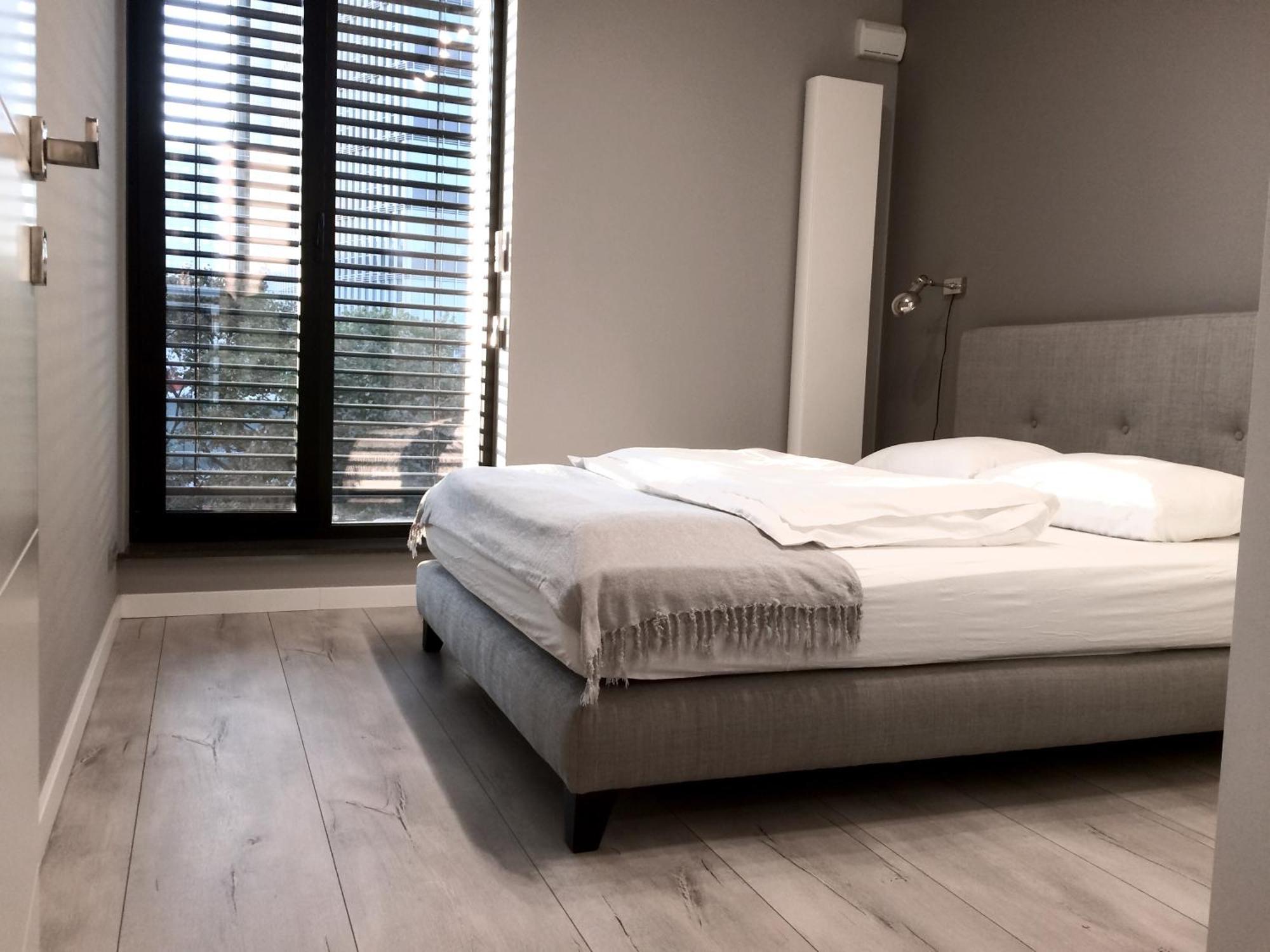 Fractal Guest Rooms - Poznan Centrum Andersia Square & Old Town Exterior photo